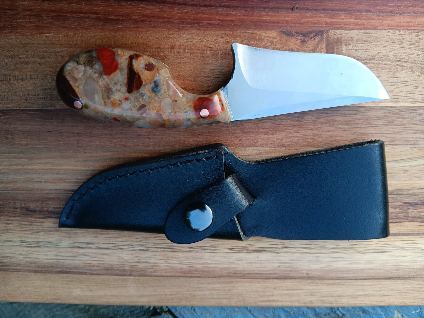 Pudding Stone Skinner Knife with Stainless Steel Blade